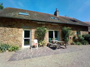 GITE LE PRESSOIR DE LA BAIE 20 km DU MONT ST MICHEL